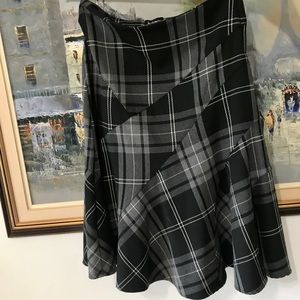 (4 for $20) Le Chateau plaid skirt 3/4